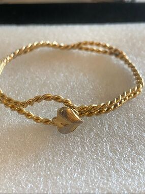 Gold Heart Closure Bracelet Twisted Braid